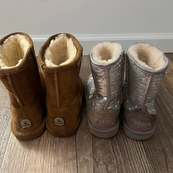 Girls Winter Boot Bundle UGG & BEARPAW Youth Size 4 - Picture 3 of 4